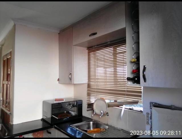 2 BEDROOM HOUSE FOR SALE IN SOSHANGUVE VV